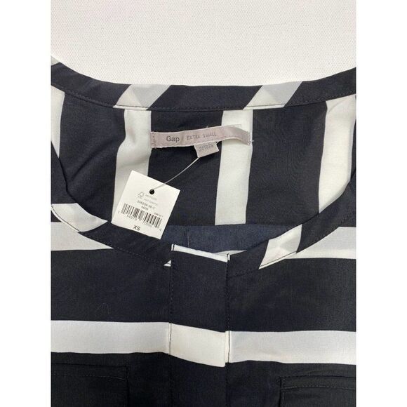 GAP Black White Stripe‎ Pocket Henley Top XS NEW - Picture 5 of 7